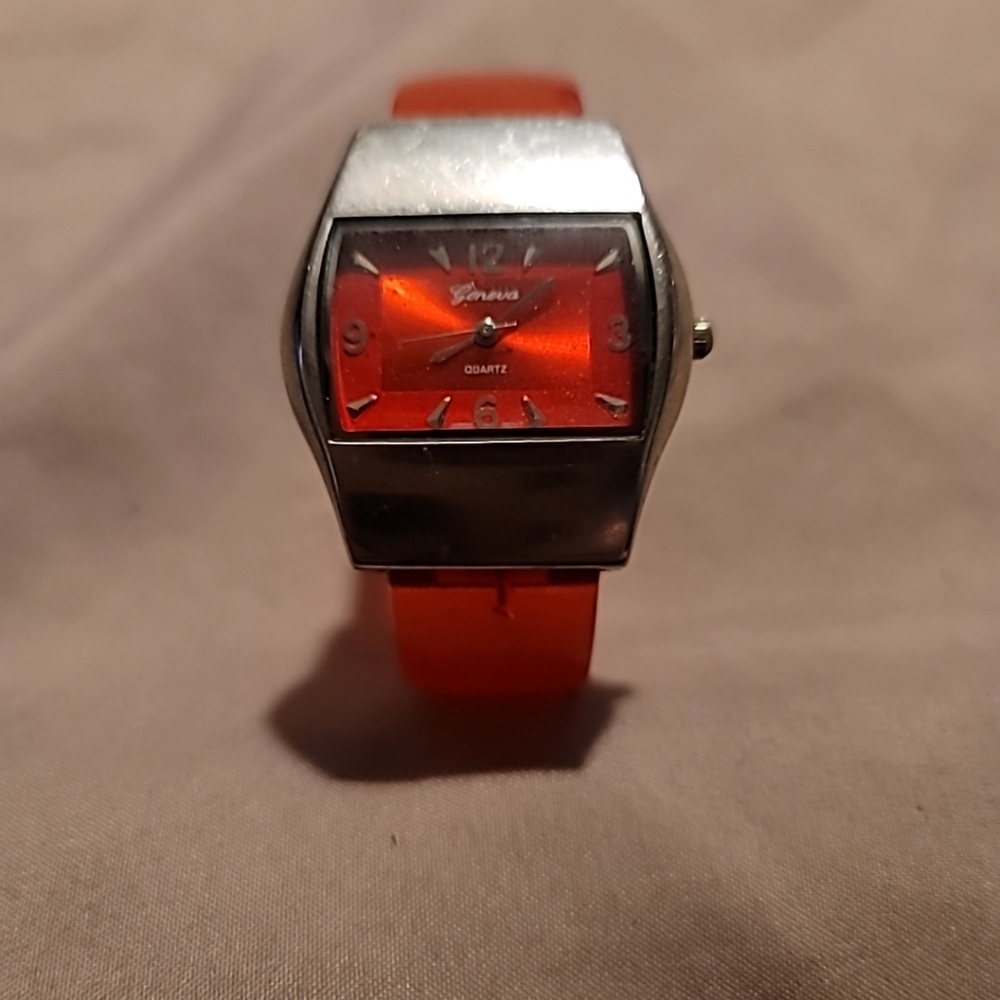 Bundle watches, need batteries